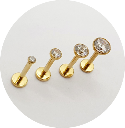 Labret Zircônia PVD Gold - Fundo Abaulado