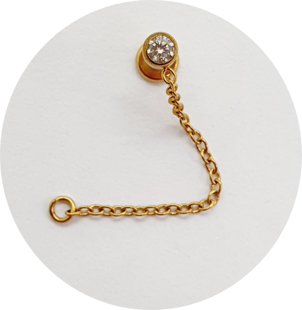 Labret Zircônia Flat com Corrente (Natural e PVD Gold) - Push Pin