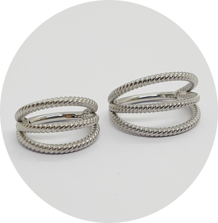 Segmento Articulado Triplo Torcido - Natural e PVD Gold