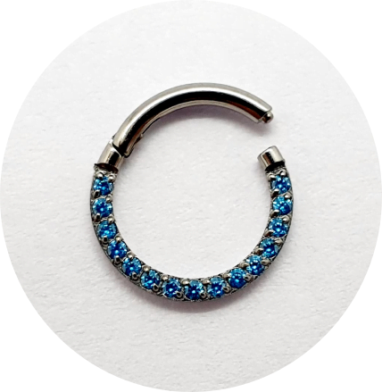 Segmento Articulado Zircônia Azul Cravejada Frontal