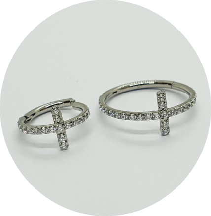 Segmento Articulado Barra Vertical Zircônias cravejadas - Natural e PVD Gold