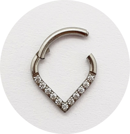 Segmento Articulado Gota Zircônias Cravejadas Frontal