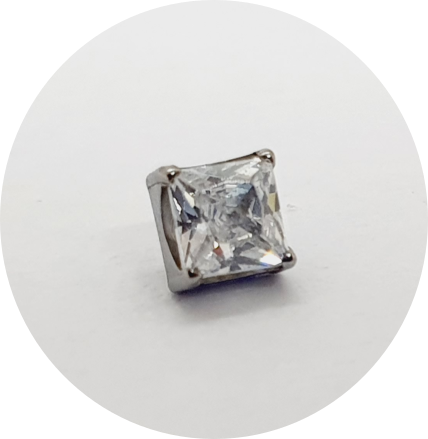 Labret Zircônia Square Prongset