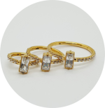Segmento Articulado zircônias cravejadas com Zircônia retangular central - Natural e PVD Gold - Imagem 2