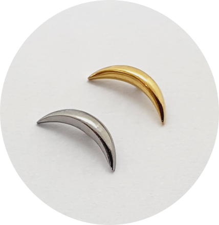Labret Lua Crescente - Natural e PVD Gold