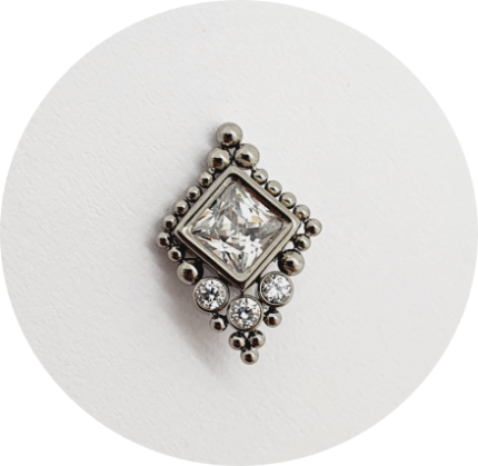 Labret Fashion Zircônias 4P 22B