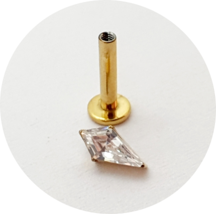 Labret Zircônia Losango PVD Gold