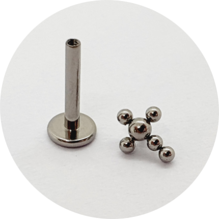 Labret Cruz de esferas