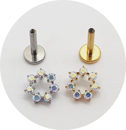 Labret Círculo Zircônias Furta-cor Prongset - Natural e PVD Gold