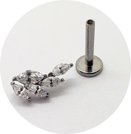Labret Navete em ramo Zircônias 5P