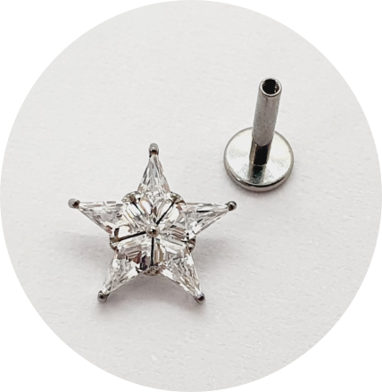 Labret Estrela de Zircônias cravejadas