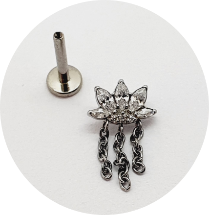 Labret Mini Cluster Navete Zircônia 5P com 3 correntes