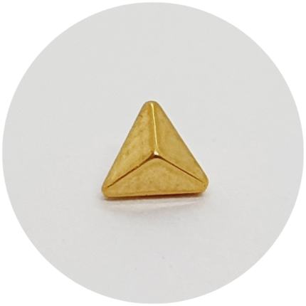 Labret Pirâmide PVD Gold - haste em titânio natural