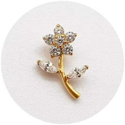 Labret Flor de zircônias 8P PVD Gold