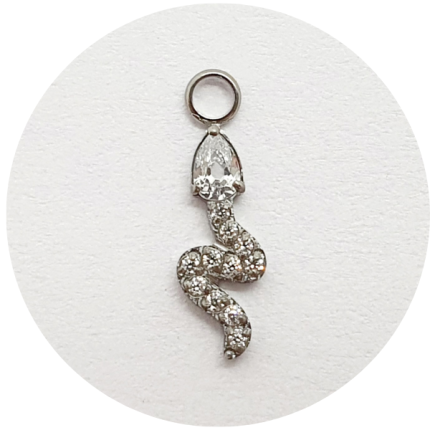 Pingente Cobra com cabeça de zircônia