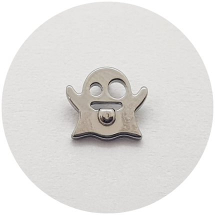 Labret Fantasma com língua de fora