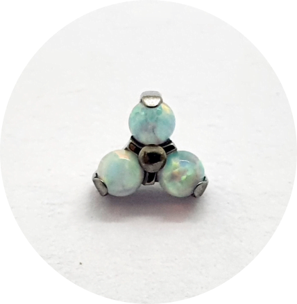 Labret Trinity Opala Branca