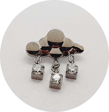 Labret Nuvem com 3 pingentes