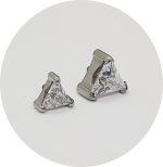 Labret Triângulo Zircônia Prongset Fine Line
