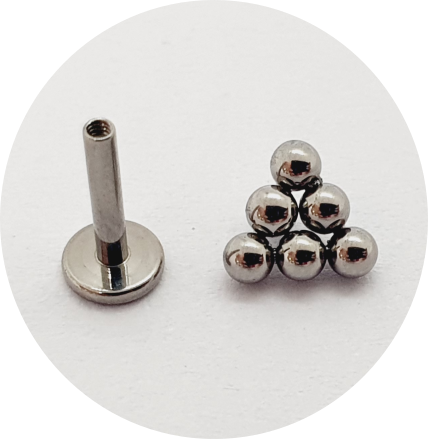 Labret Triângulo de esferas 6B