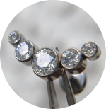 Labret Cluster Zircônias Swarovski Assinadas 5P - Imagem 2